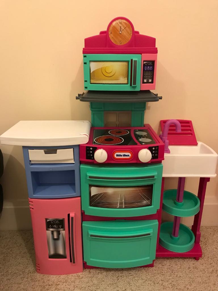 little tikes fold away kitchen